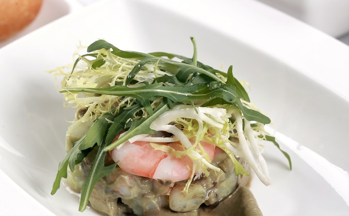 Scallop and prawn salad with tomato, cucumber and avocado